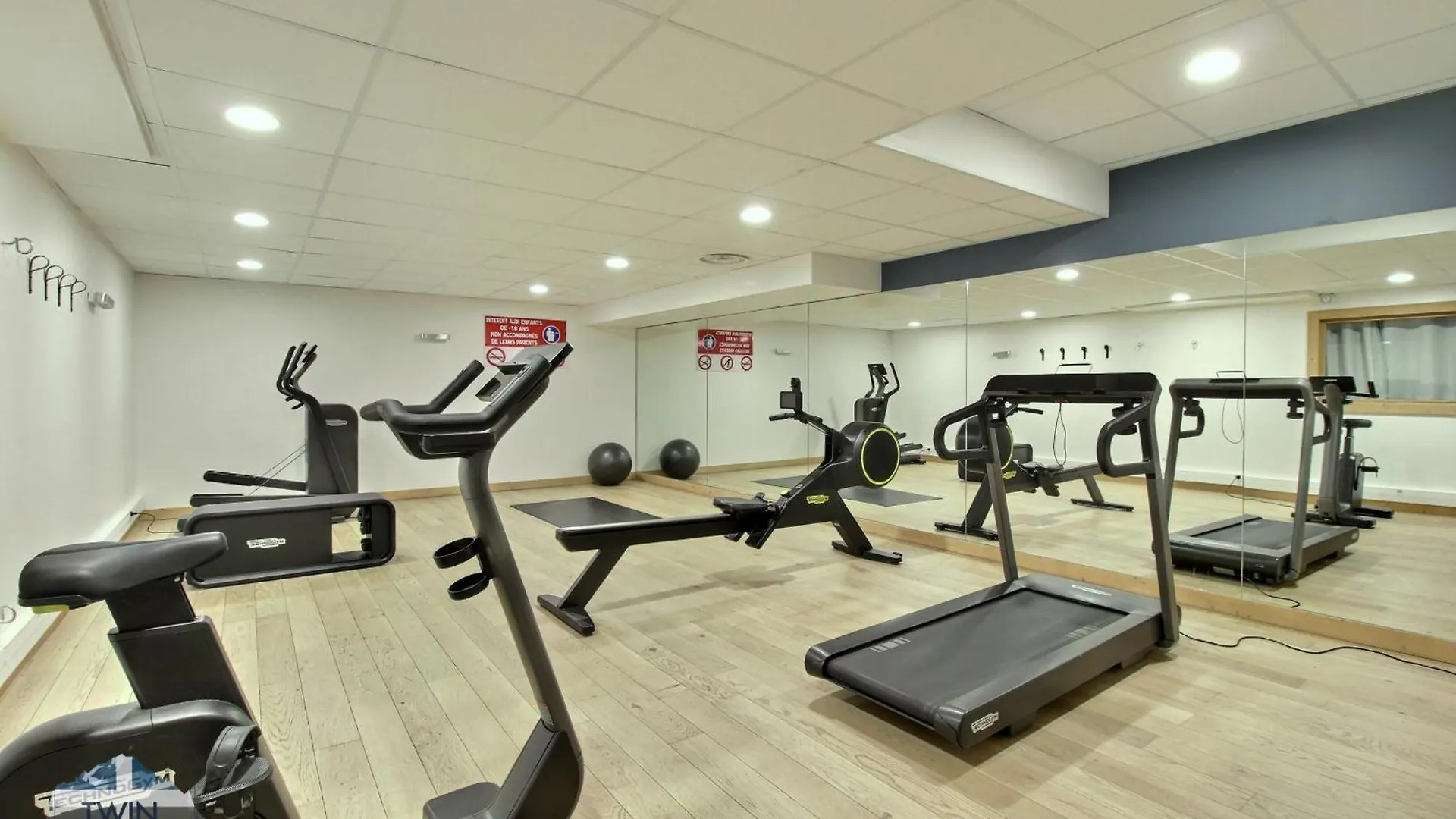 Arc 1600, Le Ridge, Appartement 10 Personnes Duplex Vue Montagne - Ski Aux Pieds - Sauna, Hammam, Jacuzzi, Piscine Les Arcs  Les Arcs (Savoie)