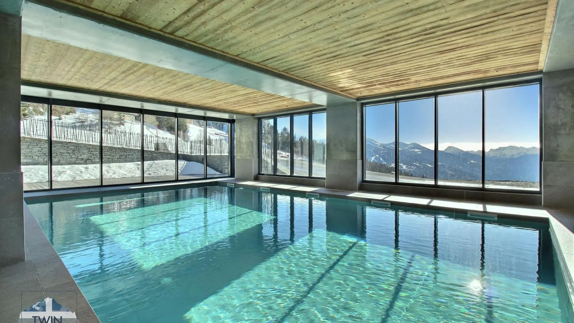 Arc 1600, Le Ridge, Appartement 10 Personnes Duplex Vue Montagne - Ski Aux Pieds - Sauna, Hammam, Jacuzzi, Piscine Les Arcs  Apartament Les Arcs (Savoie)