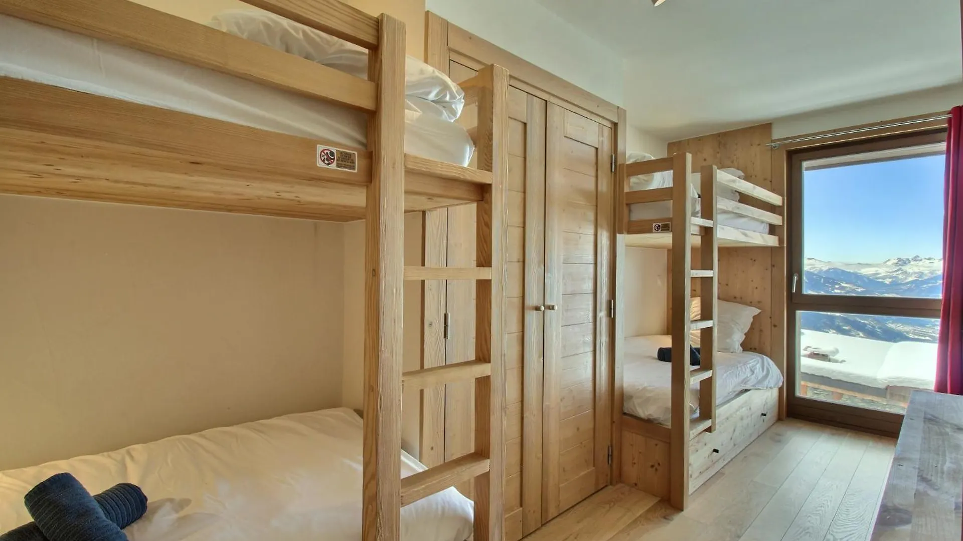 Arc 1600, Le Ridge, Appartement 10 Personnes Duplex Vue Montagne - Ski Aux Pieds - Sauna, Hammam, Jacuzzi, Piscine Les Arcs  0*, Les Arcs (Savoie) Francja