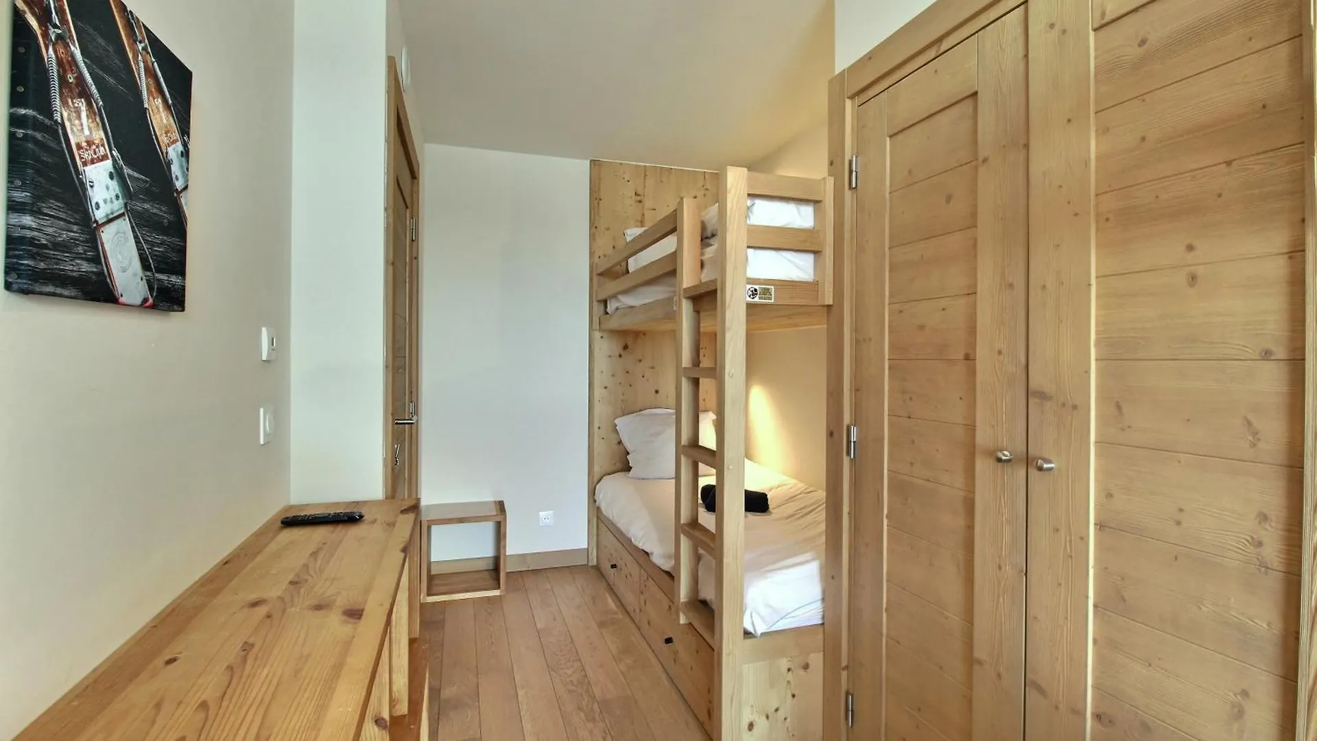 Apartament Arc 1600, Le Ridge, Appartement 10 Personnes Duplex Vue Montagne - Ski Aux Pieds - Sauna, Hammam, Jacuzzi, Piscine Les Arcs